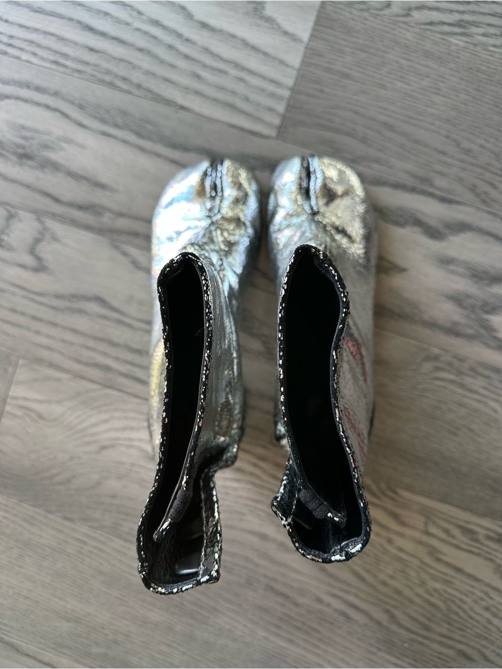 Martin Margiela Cracked Silver Tabi Boots - Picture 4 of 8